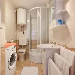 Viva - 2 Bedroom In Centar Apartman Zadar