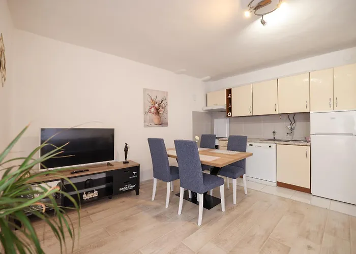 Viva - 2 Bedroom In Centar * Zara