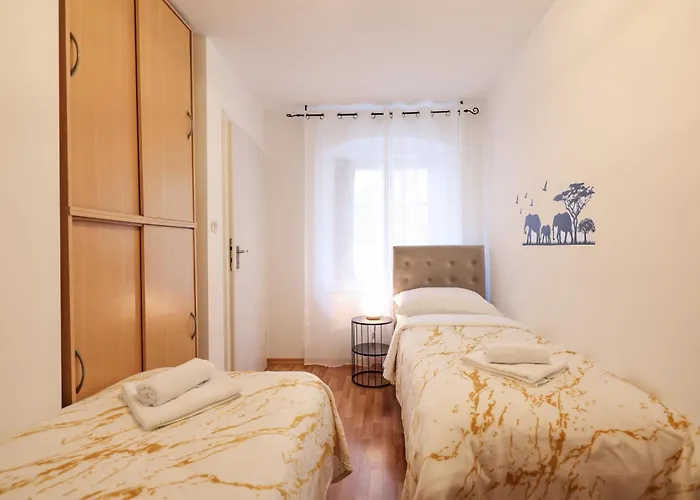 Viva - 2 Bedroom In Centar Appartamento *