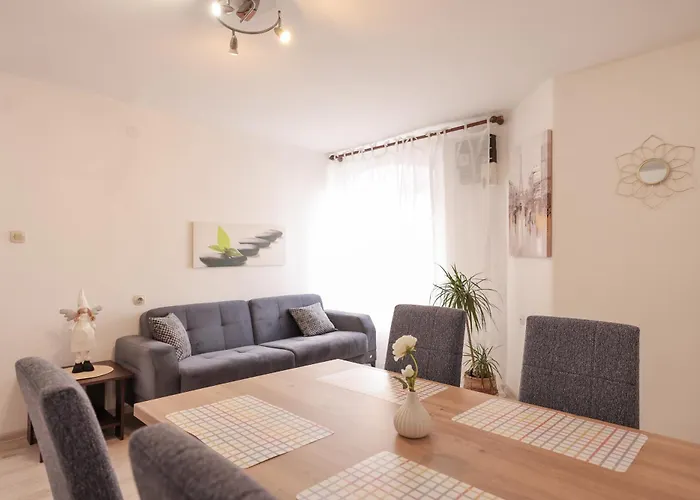 Viva - 2 Bedroom In Centar * Zara